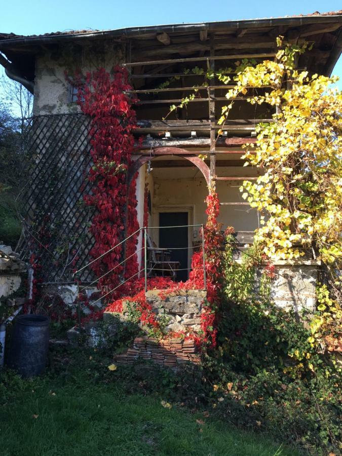Le Chatel En Beaujolais Valsonne Exterior foto